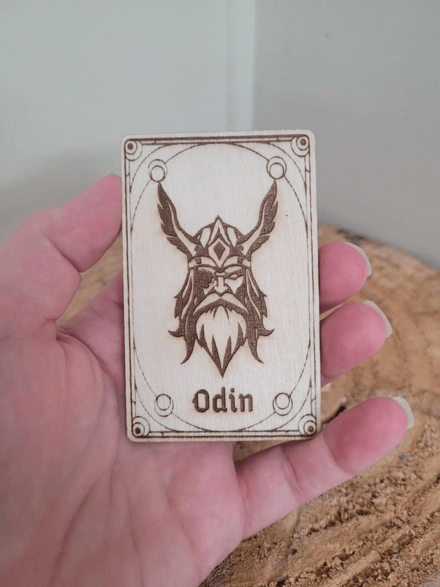 ⚔️ Carte Gravée – Odin