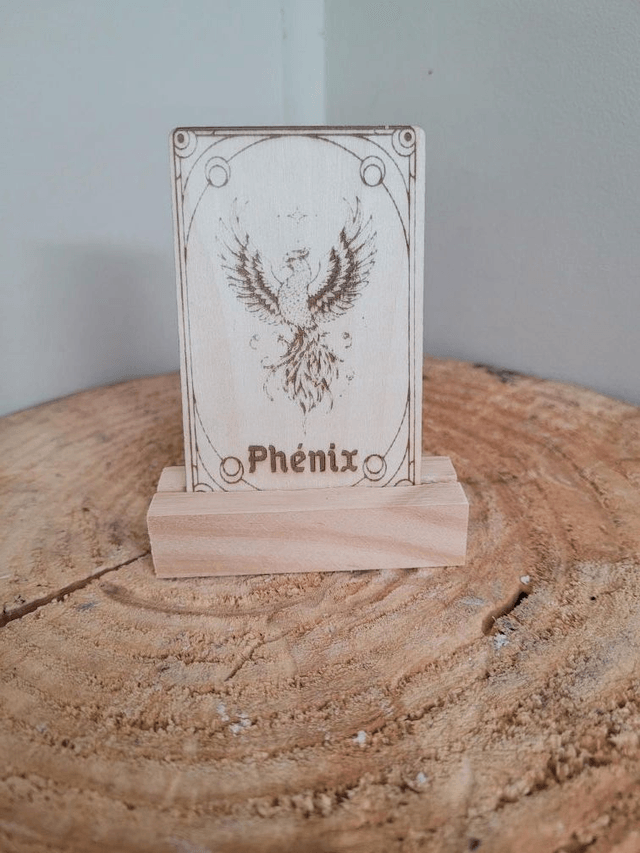 🔥 Carte Totem Gravée – Le Phénix